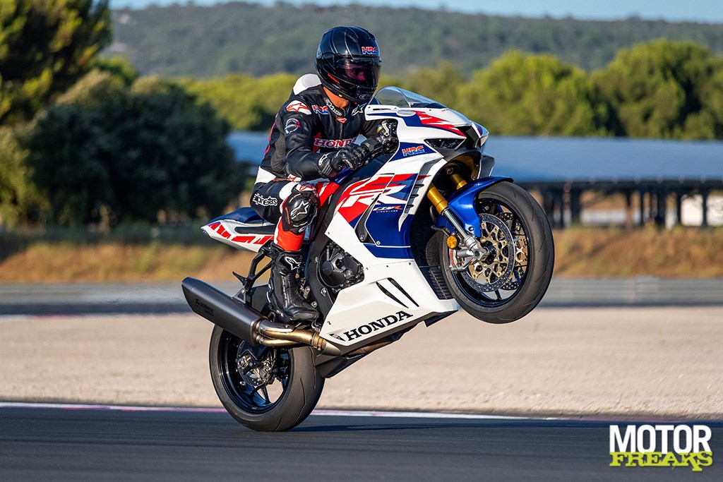 Honda Unveils CBR1000RR-R Fireblade SP 30th Anniversary