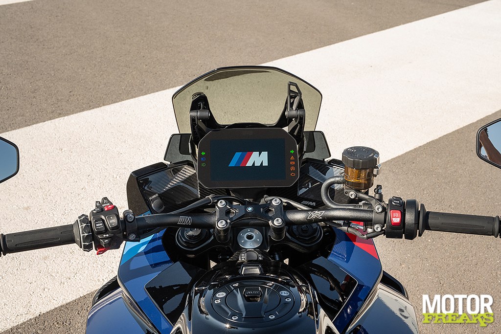 Recall M 1000 XR and M 1000 R: Steering damper can ‘block’