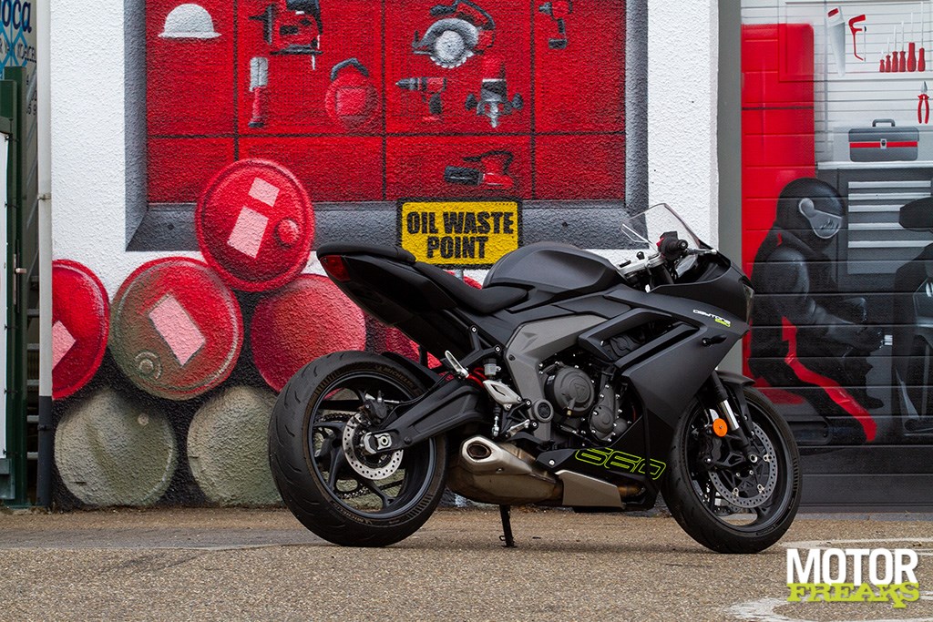 Triumph recalls Daytona 660: insufficient lubrication crankshaft with extreme brakes