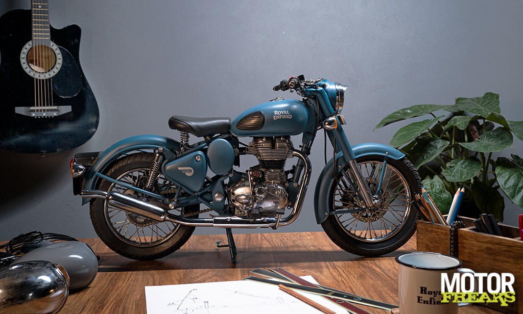 Royal Enfield reintroduces 1: 3 scale models