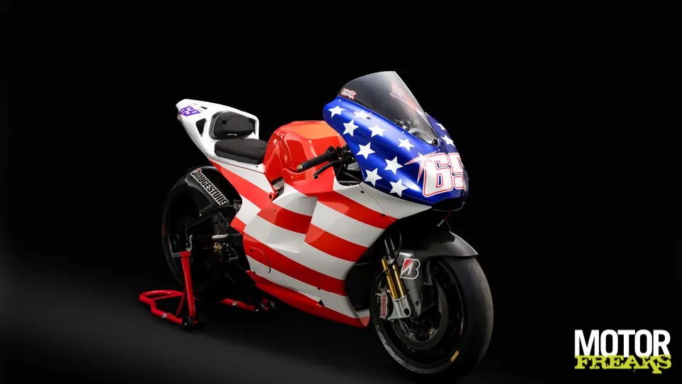 Unique Desmosisedics GP8 in "Stars and Stripes" livery