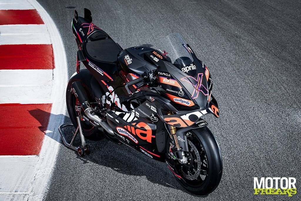 Aprilia RSV4 X-GP: 30 pieces, 14 days-and they were