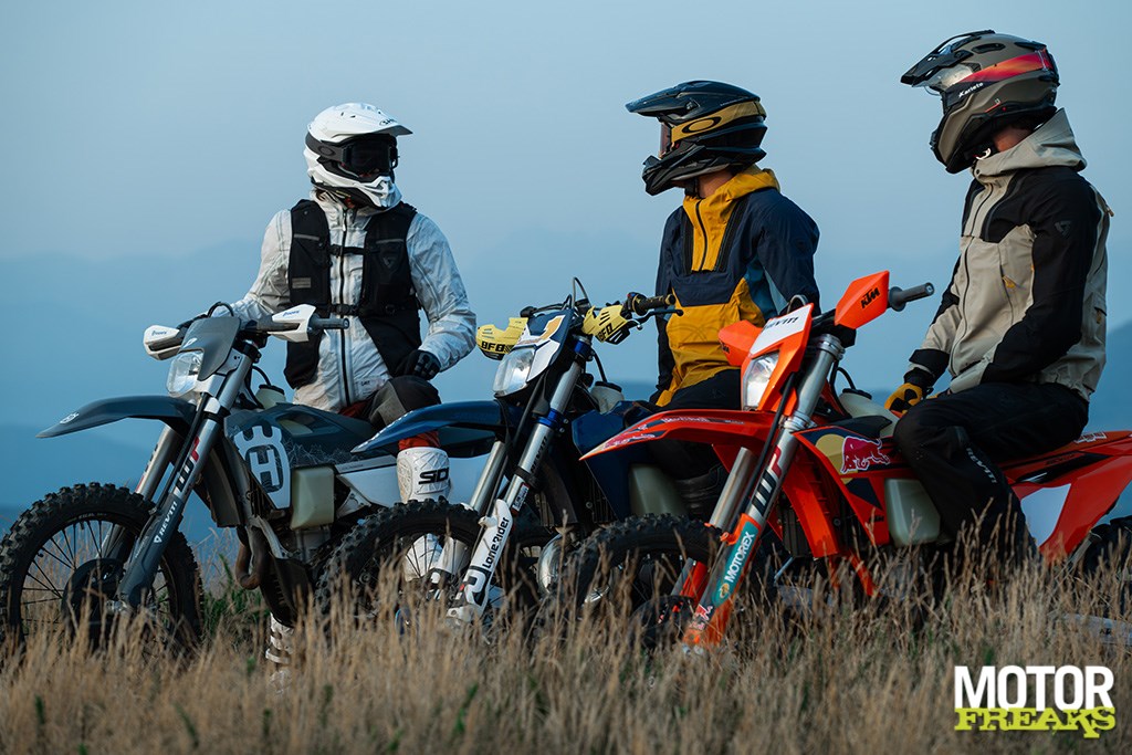 Rev’it! Extends Dirt Series with new modular off-road clothing