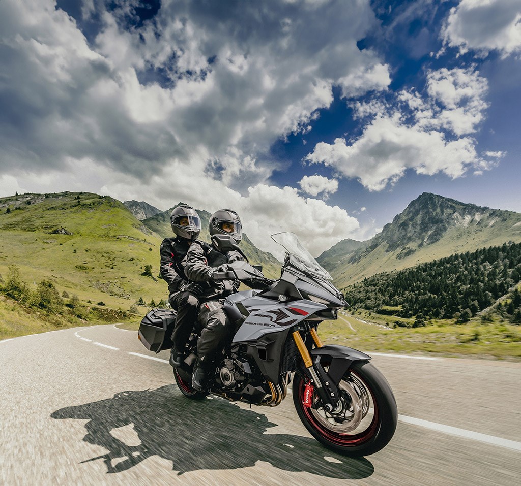 Suzuki 2026 GSX-S1000GX: winglets, new colors and even more technology