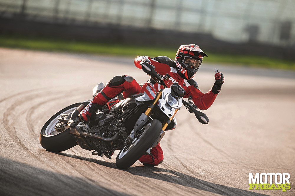 Ducati revives the Hyper spirit: the new Hypermotard V2 and V2 SP put fun above all else