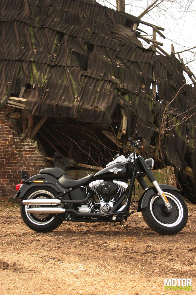 Test Harley Davidson Fat Boy Special Schot in de roos Motorfreaks