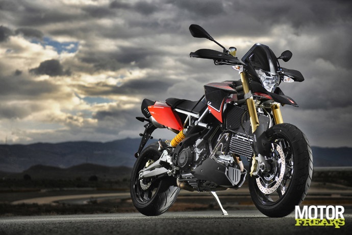 Aprilia Dorsoduro 1200