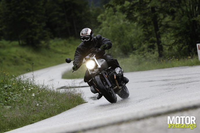 BMW R nineT Scrambler