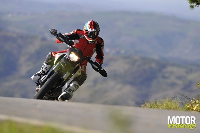 Ducati Hypermotard 796