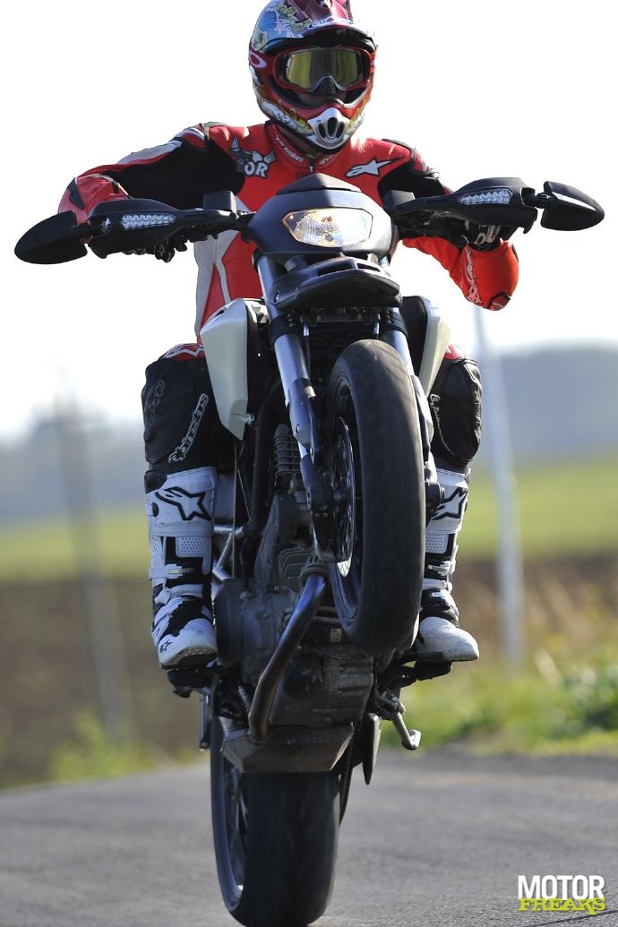 Ducati Hypermotard 796