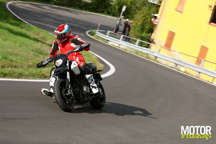 Ducati Hypermotard 796