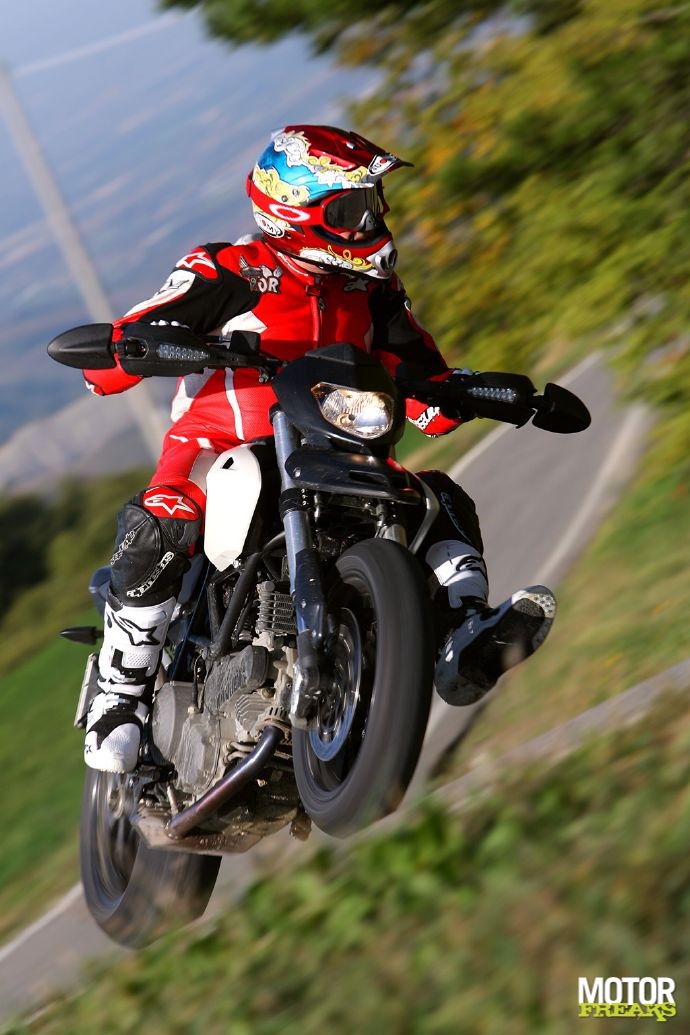 Ducati Hypermotard 796