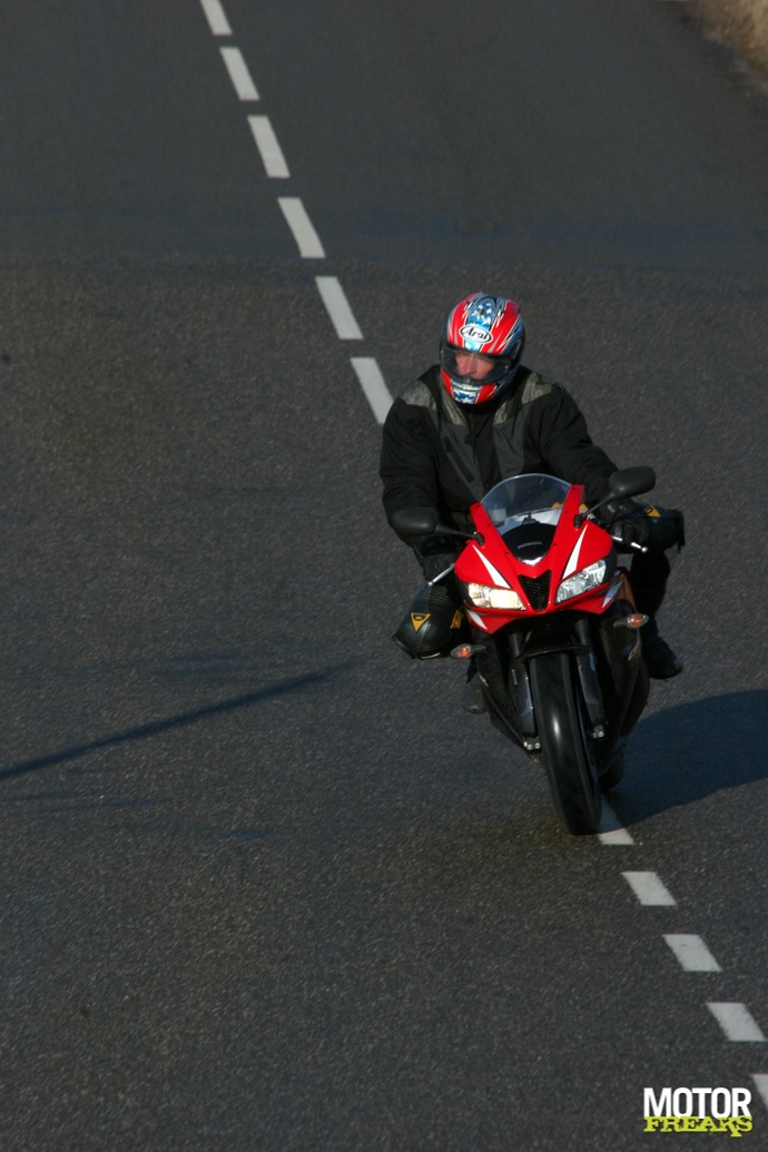 E9946.jpg