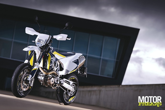 Husqvarna 701 Supermoto