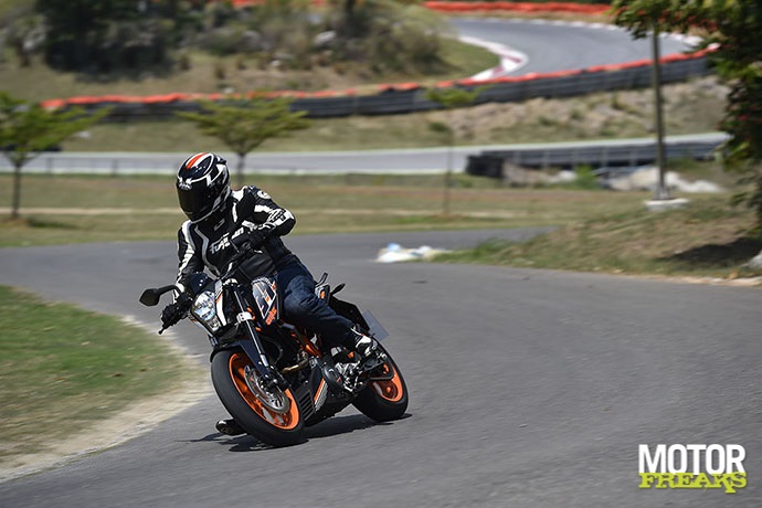 KTM 390 Duke