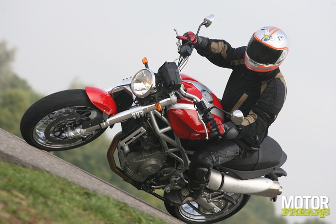 Moto_Morini_9,5_4_3.jpg