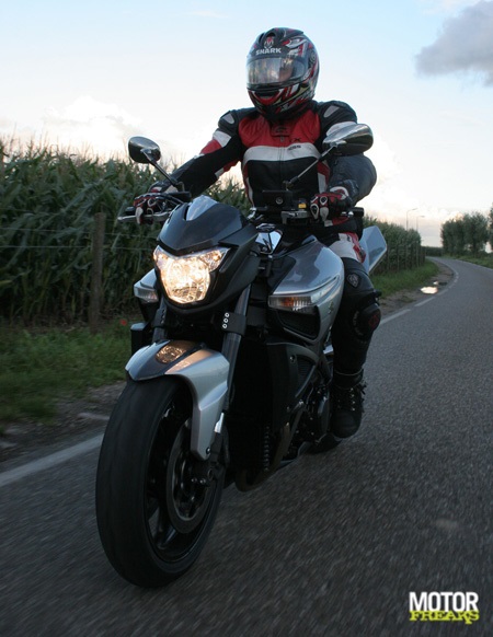 Suzuki_B-King_IMG_9805.jpg