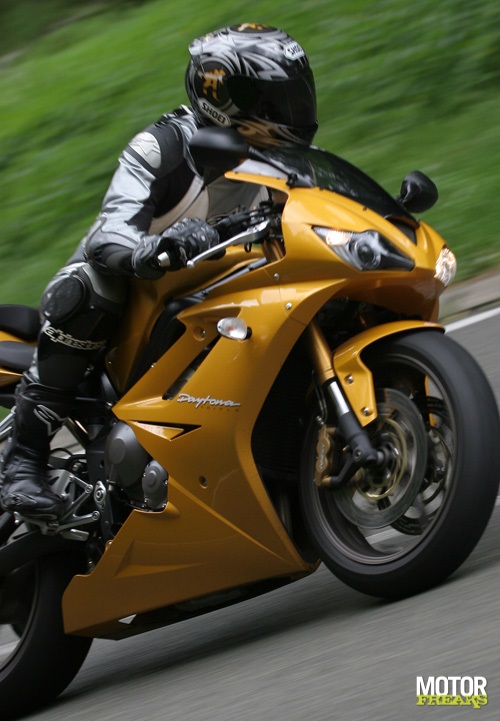 thumb_Triumph_Daytona675_IMG_1013.jpg