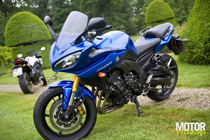 Yamaha Fazer8