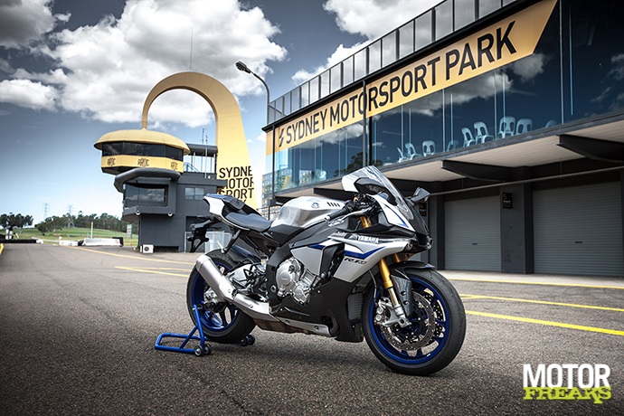 Yamaha 2015 YZF-R1M