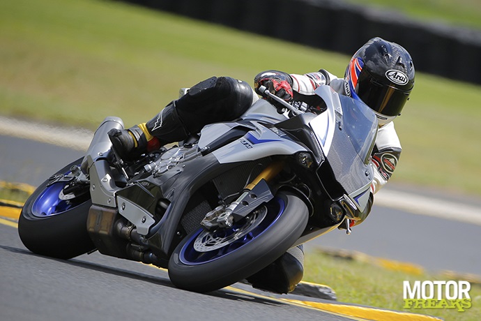 Yamaha 2015 YZF-R1M