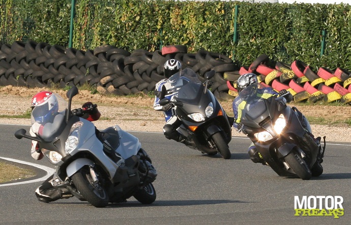 Paris_by_motorscooter_IMG_0467.jpg