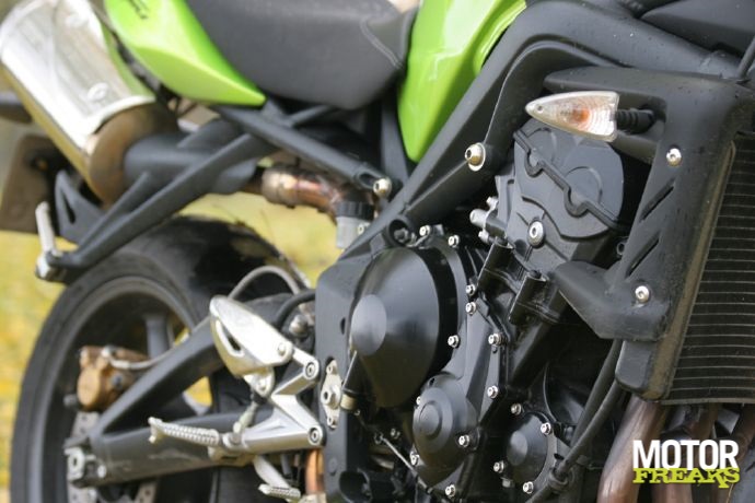 Street_Triple_Shiver750_IMG_2837.jpg