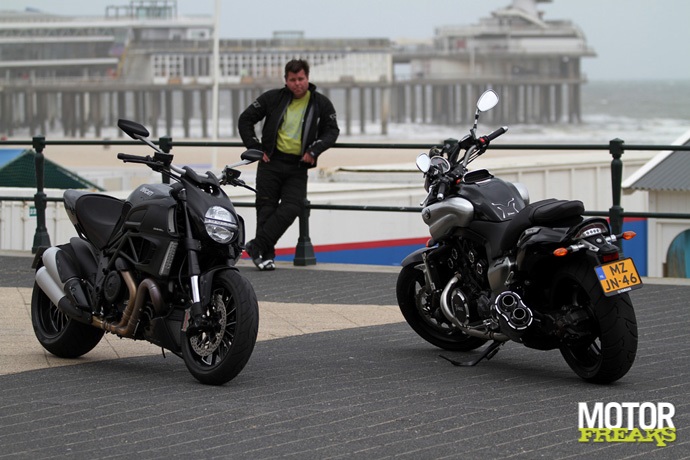 Diavel vs. V-Max