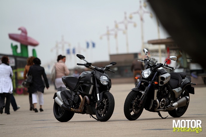 Diavel vs. V-Max