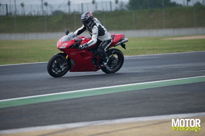 Superbikes op Magny Cours: Ducati 1198 SP