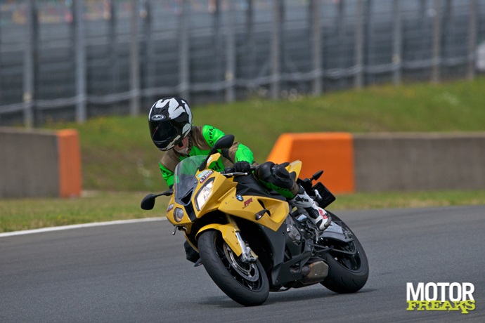 Superbikes op Magny Cours: BMW S1000RR