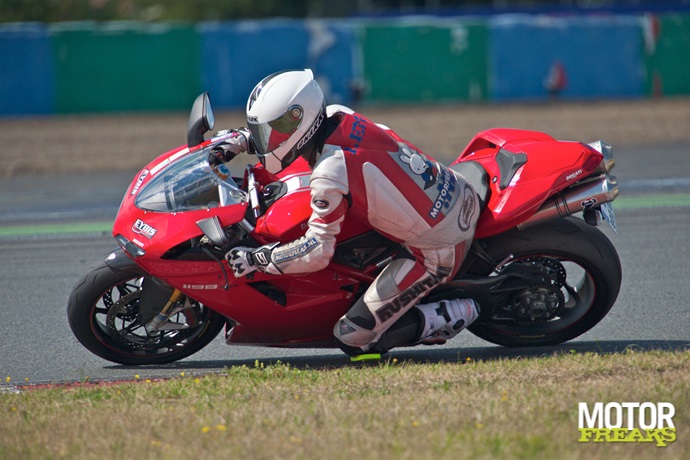 Superbikes op Magny Cours: Ducati 1198 SP