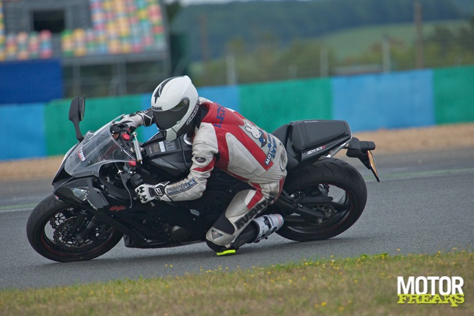 Superbikes op Magny Cours: Kawasaki ZX-10R