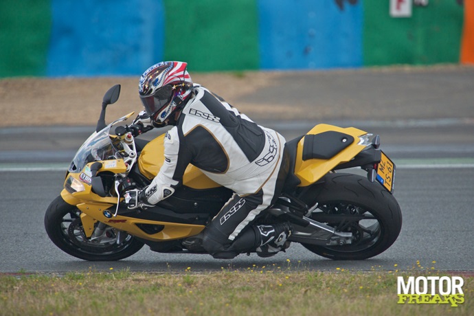 Superbikes op Magny Cours: BMW S1000RR