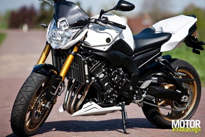 Yamaha FZ8