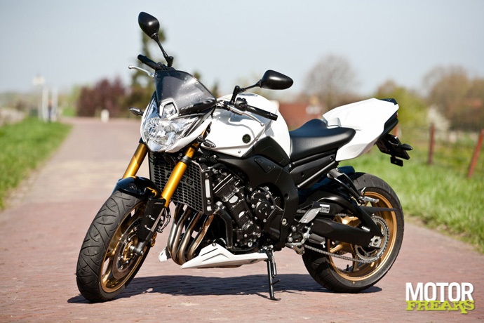 Yamaha FZ8