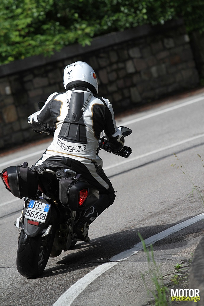 MV Agusta Stradale 800