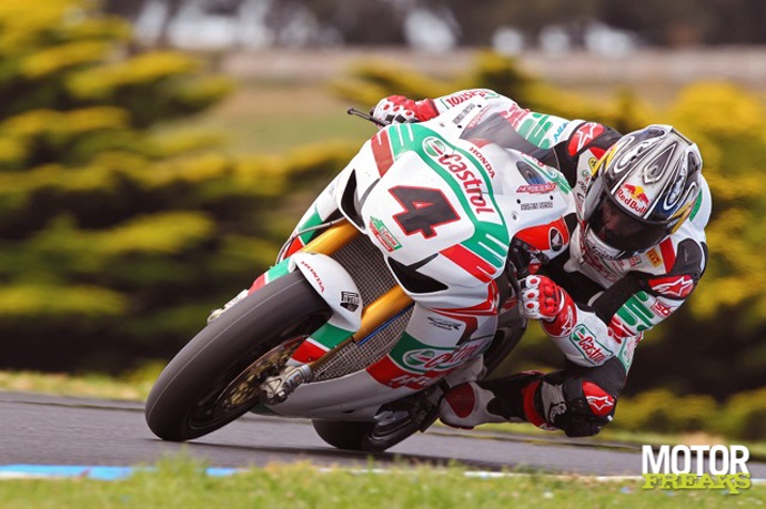 Castrol_Honda_Jonathan_Rea_2011