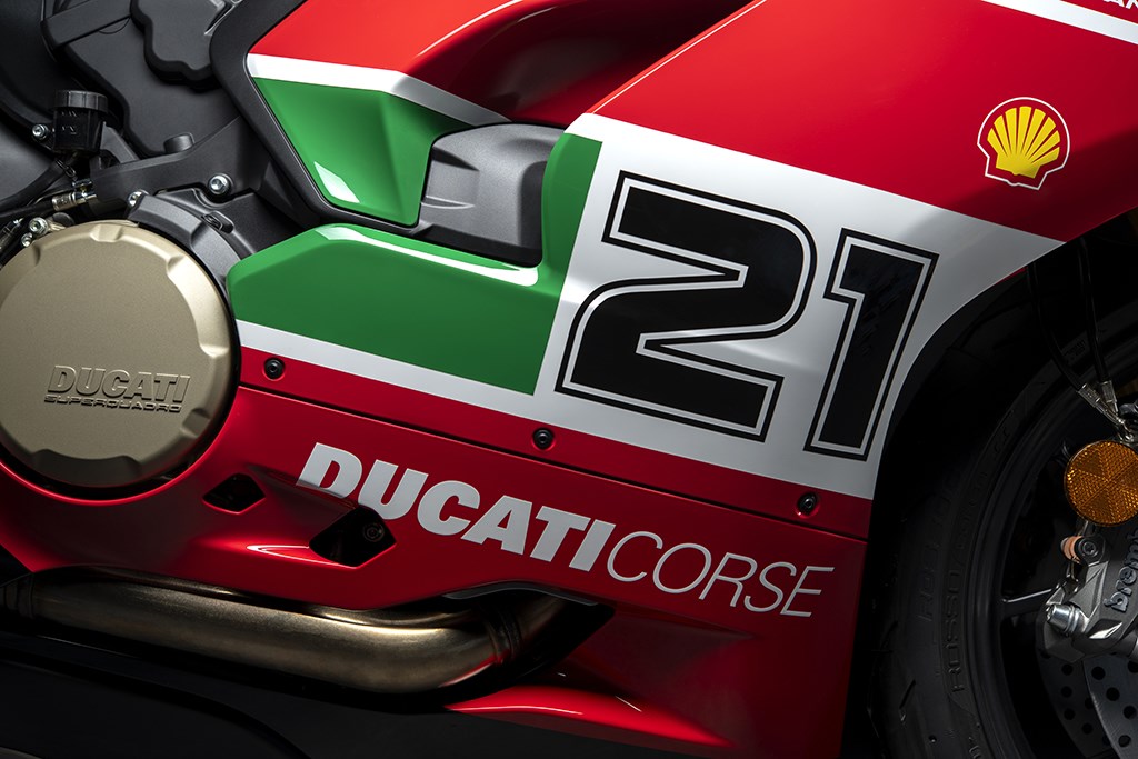 ducati_panigale_v2_bayliss_22-1