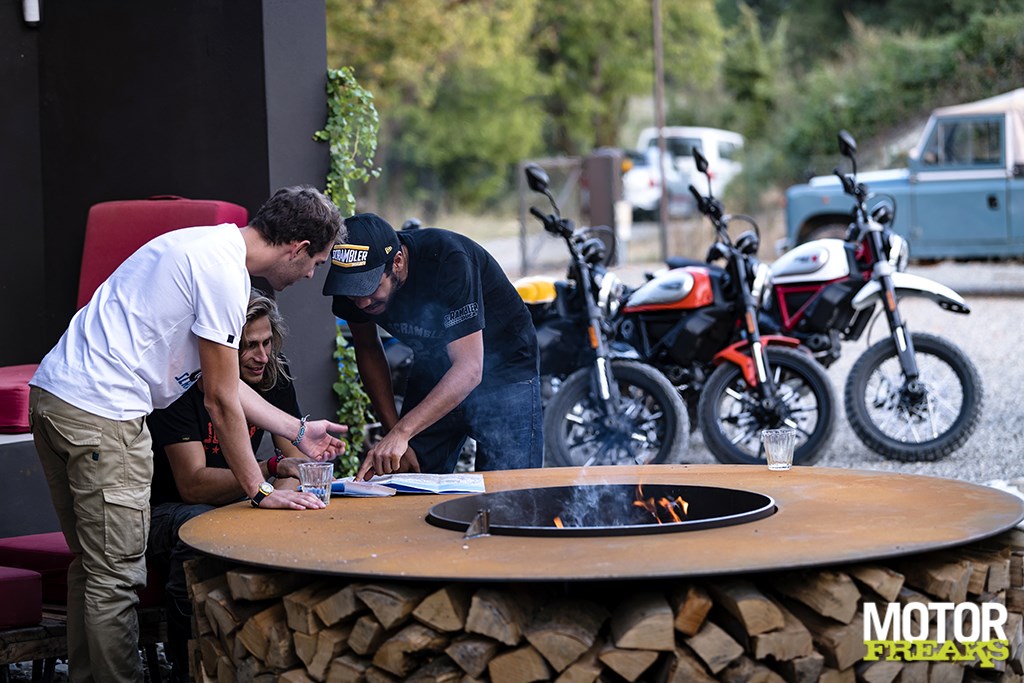 ducati_scrambler_ambience_03-1