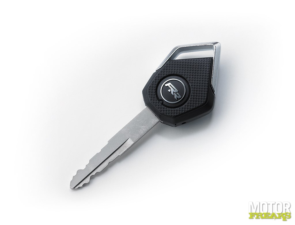 kawasaki_zx-10rr_18-1