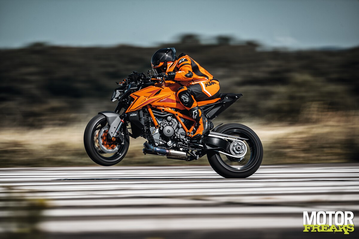 ktm_my24_1390_super_duke_r_evo_3-1