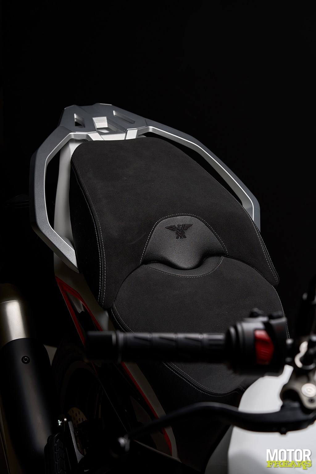 moto_morini_x-cape_1200_6-1