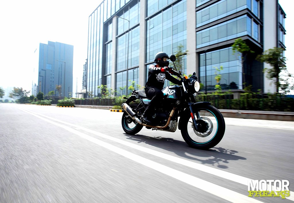 royal_enfield_scram_411_10-1