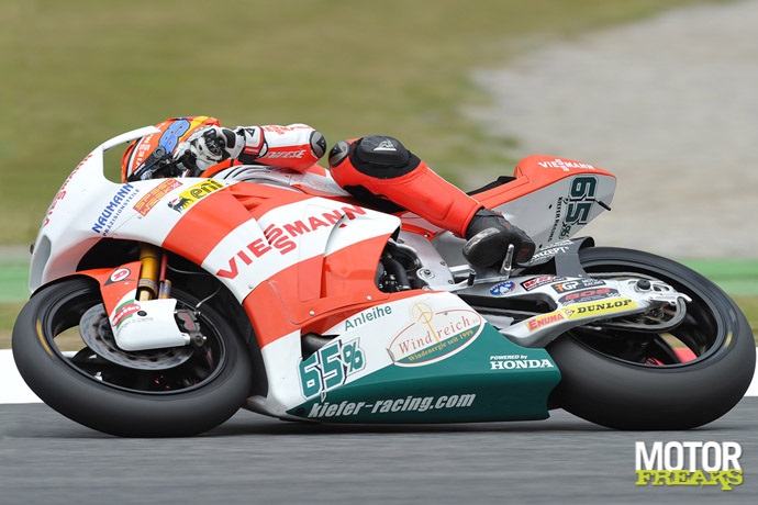 Stefan_Bradl_Catalunya_Moto2_2011