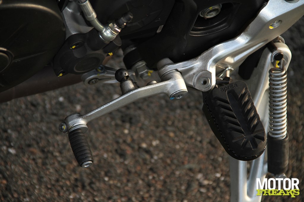 aprilia_dorsoduro_900_22