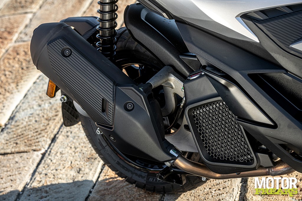 aprilia_my22_sr_gt_22