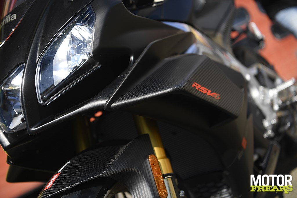 aprilia_rsv4_1100_factory_28