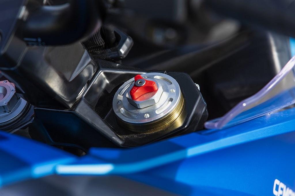 cfmoto_my22_650mt_0472