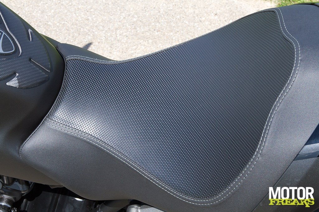 ducati_m1200s_bob_16